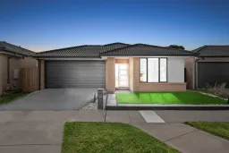 30 Hanover Circuit, Melton South