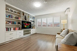 5/7 Brittain Crescent, Hillsdale