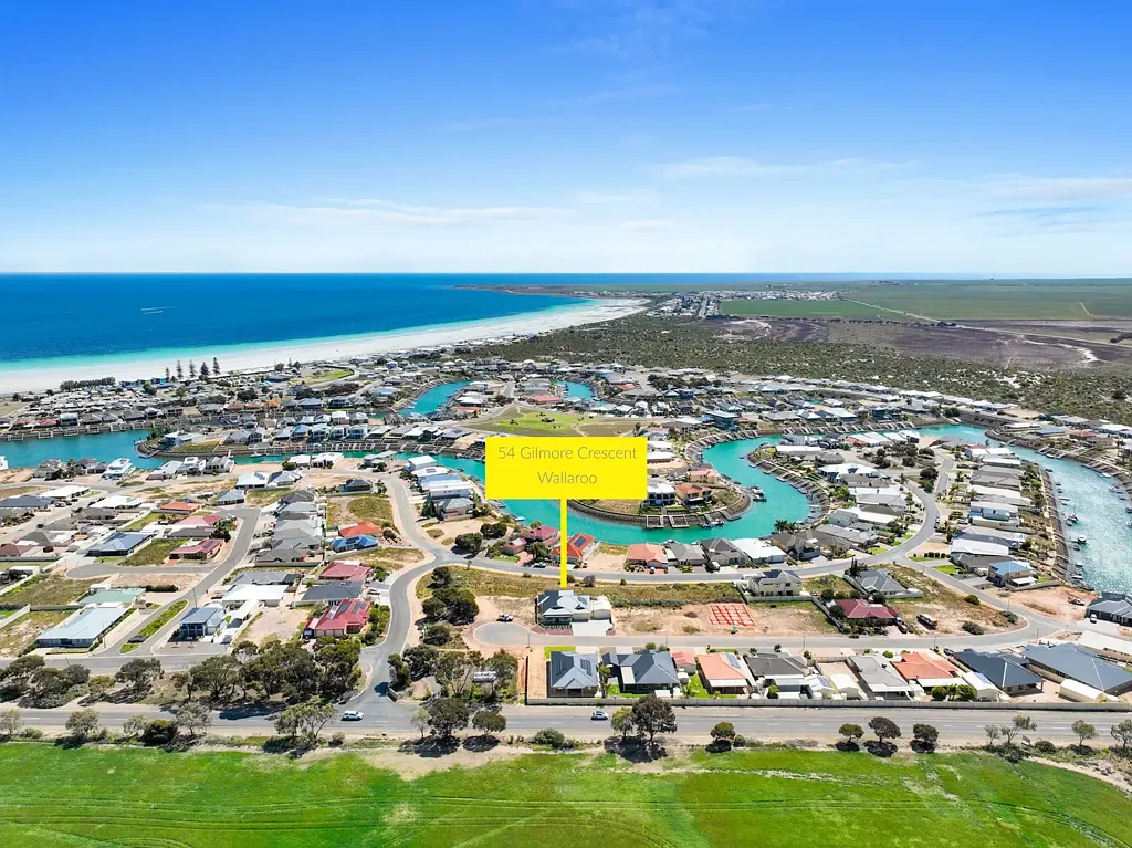 Wallaroo Over 27 metres of block frontage at Wallaroo Marina