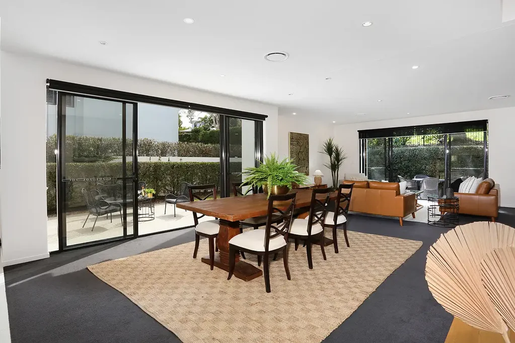 Benowa 3房  Ready to move in — Immaculate Duplex in the Heart of Royal Pines Resort
