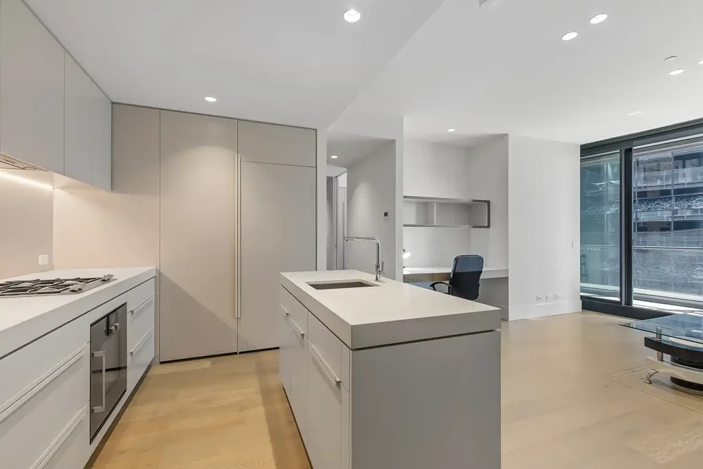 Amazing Partially Furnished 2-bedroom apartment at Capitol Grand, Melbourne's first 6 star building!