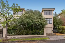 5/2 Wando Grove, St Kilda East