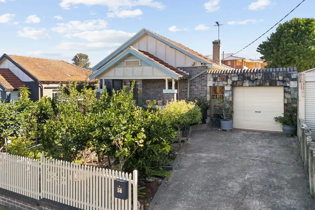 36 Elphinstone Street, Cabarita, NSW 2137