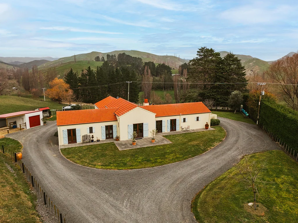 Havelock North 3Moenga A French-Inspired Country Home Like No Other