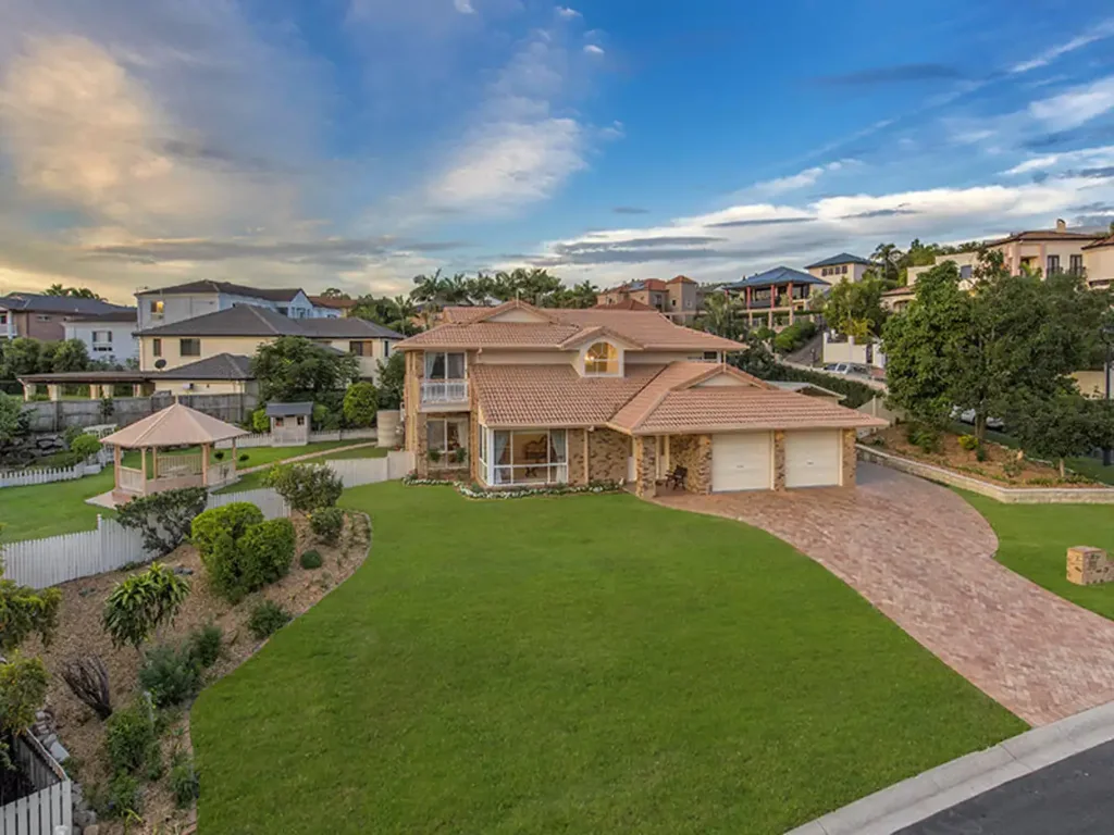 Spacious Family Home in the Heart of Bridgeman Downs