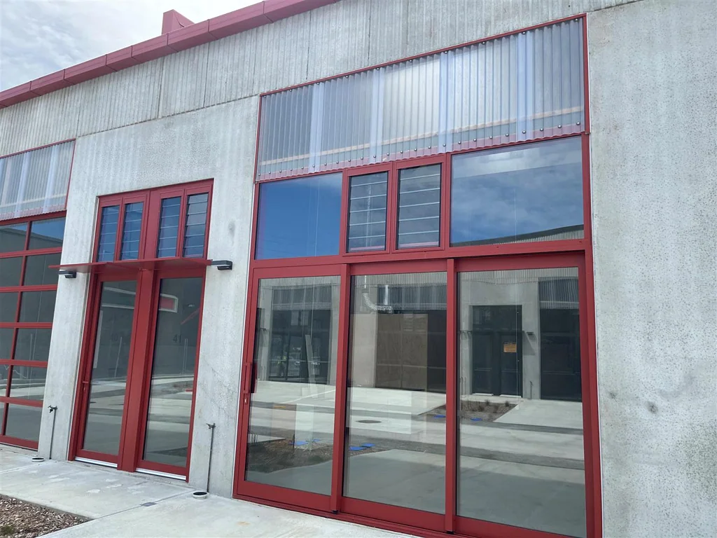 Tawa Glass Fronted | New Unit