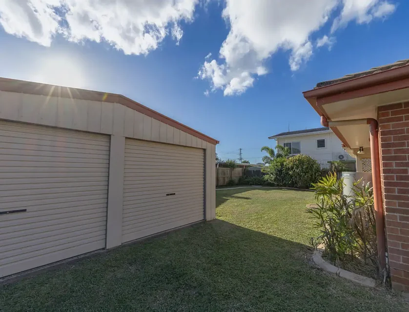 2 Moore Street, Mackay, QLD 4740, 4部屋, 2バスルーム, House