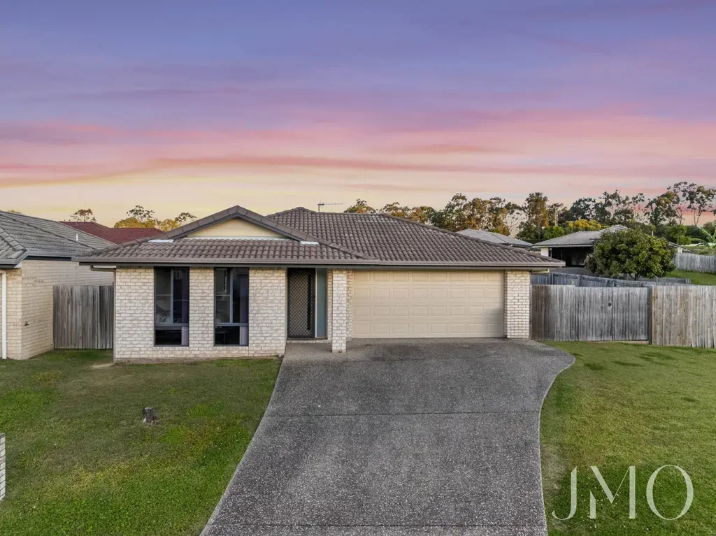 Ormeau 4બેડરૂમ Great Family Home With Side Access