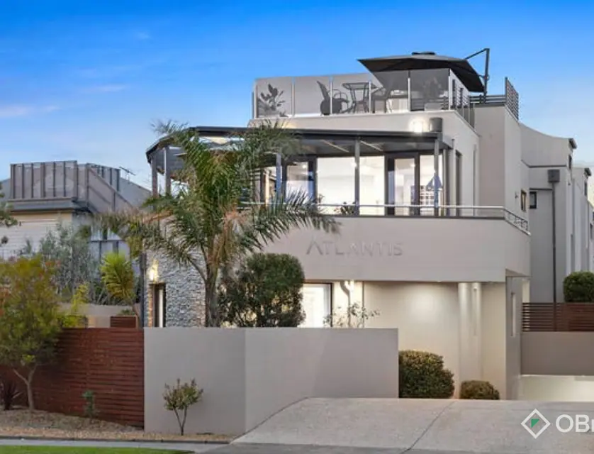 1/196 Beach Road, Mordialloc, VIC 3195, 4 침실, 2 욕실, House
