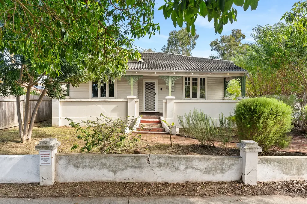 Nedlands 3房  PRIME R40 CORNER OPPORTUNITY – 506SQM IN A BLUE-CHIP NEDLANDS LOCATION