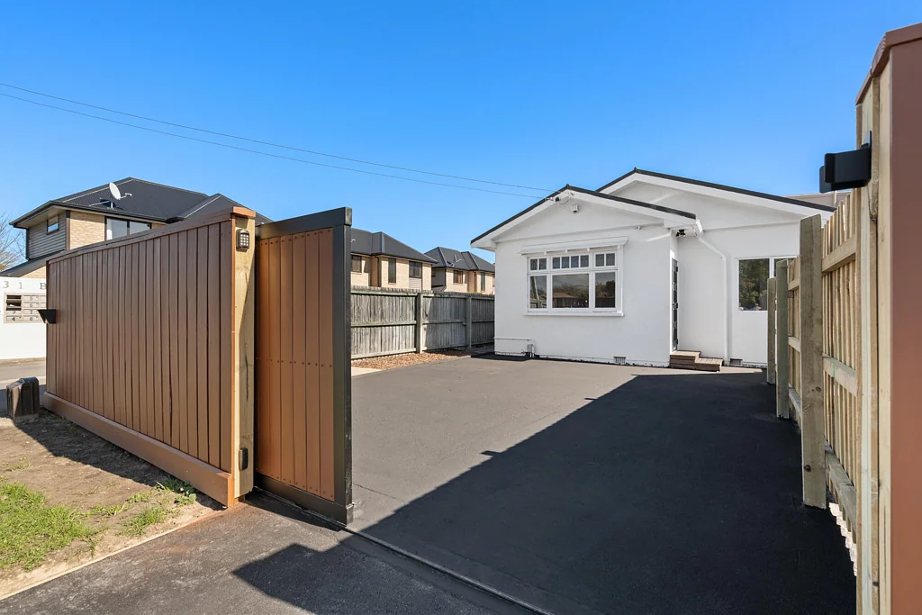 Phillipstown 2房  Affordable, Updated & Exceptionally Convenient