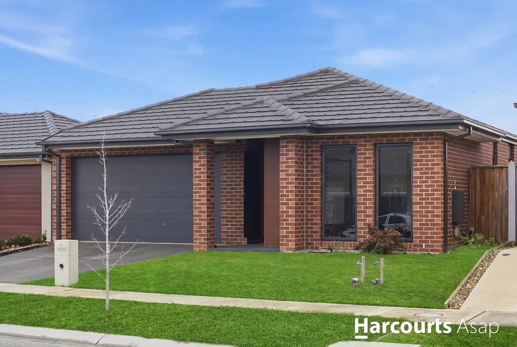 Beaconsfield 4 Bedroom The Home You've Been Waiting For – Modern, Spacious & Ready to Enjoy