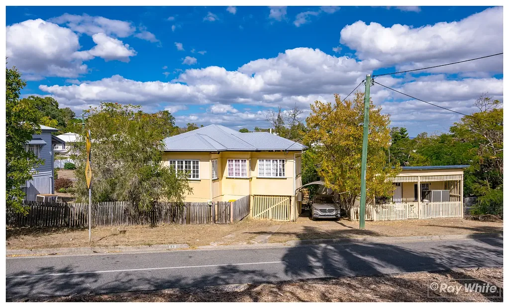West Rockhampton 3 Bedroom Dual Income Opportunity - Two Dwellings, One Title! Exceptional Rental Return in a Prime Location