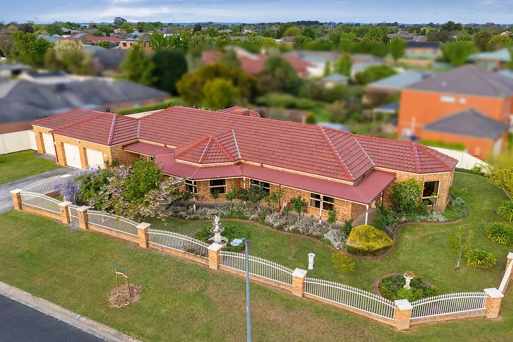15 Argyle Crescent, Alfredton, VIC 3350