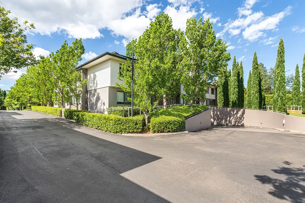 Bowral 3房  Luxury Resort-Style Living only Moments from Bowral