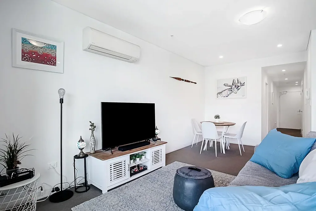 Kogarah 2कमरा Modern apartment lifestyle-Transport-Shopping-Dining...the complete package!