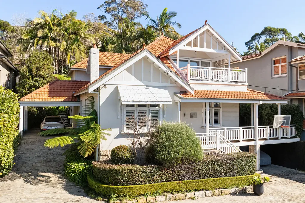 Mosman 5房 建筑优雅，坐拥海港美景，尽享无与伦比的 Mosman 生活方式 Architectural Elegance with Harbour Views and an Unrivalled Mosman Lifestyle