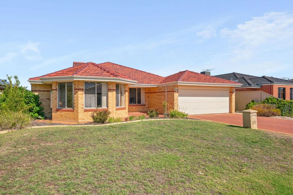 Canning Vale 4Phòng ngủ Comfort and Convenience