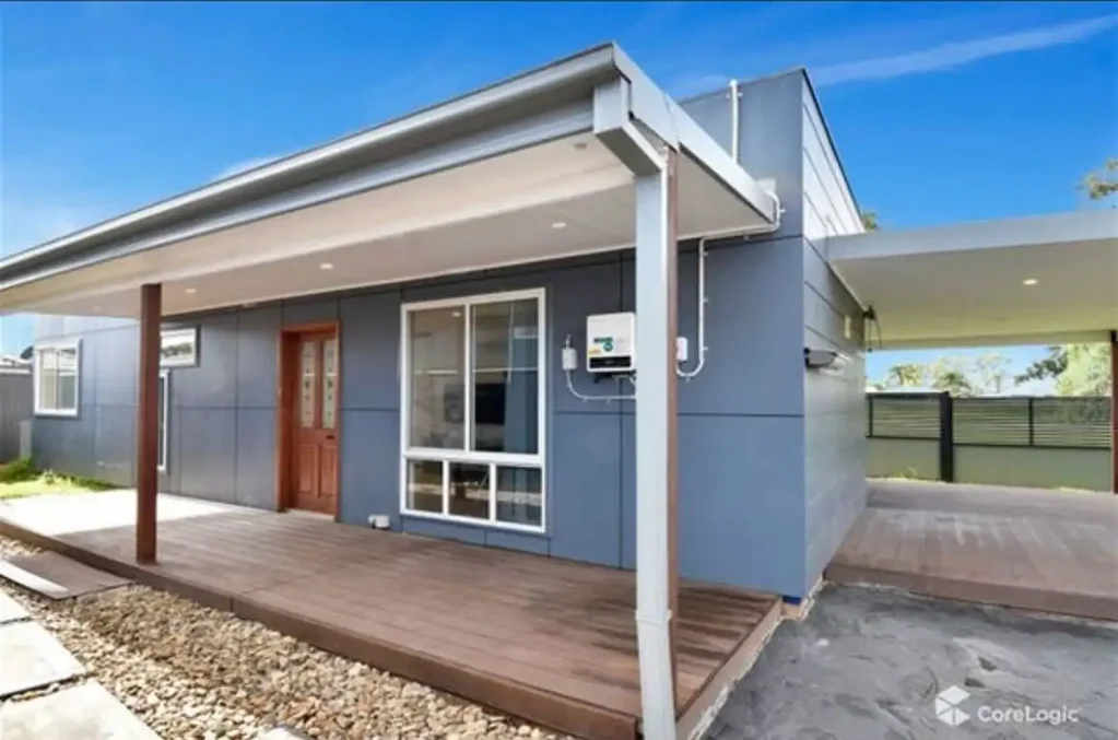 Modern Granny Flat! Water, Gas and Wifi Included!