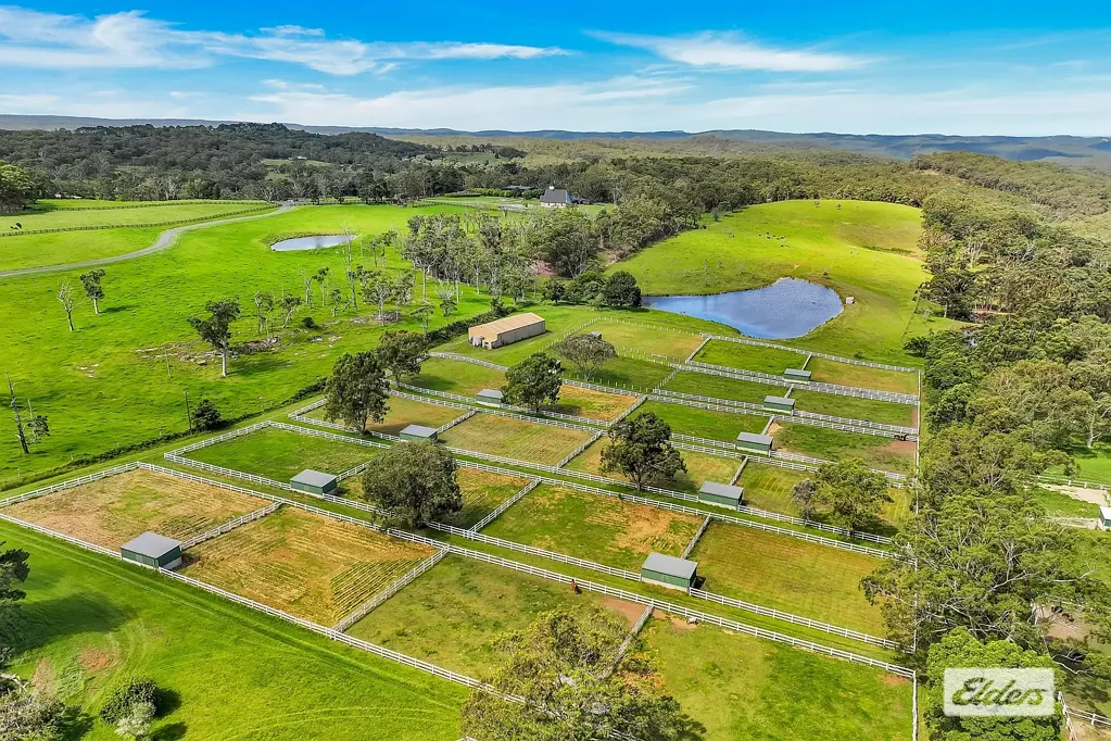 Kulnura 7ห้องนอน Established Equestrian Estate | 22 Horse Paddocks | Kulnura Hinterland