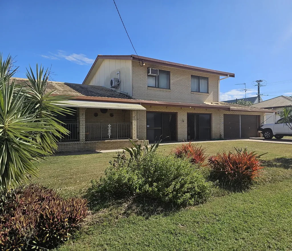 3 George Street, Ayr, QLD 4807, 4 Kuwarto, 2 Banyo, House