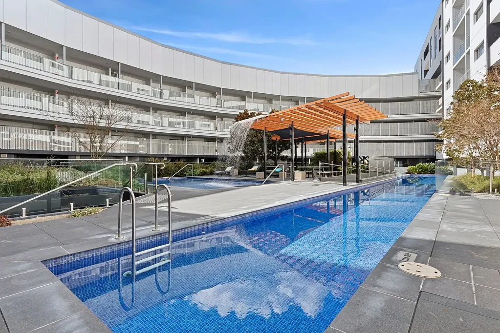 237/325 Anketell Street, Greenway, ACT 2900