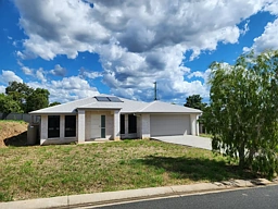 10 Pera Crescent, Warwick