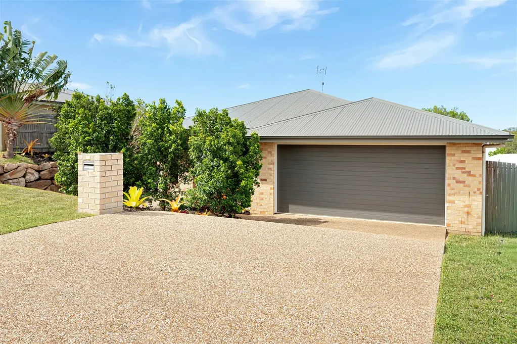 12 Sturt Court, Glen Eden, QLD 4680