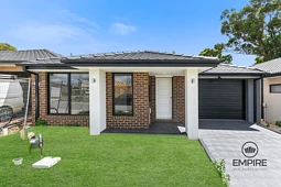 10 Jessfield Terrace, Cranbourne East