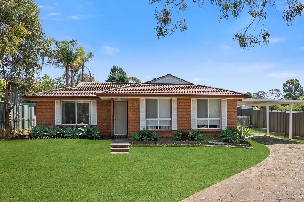 Ambarvale 3 Slaapkamer Family Home in Prime Location