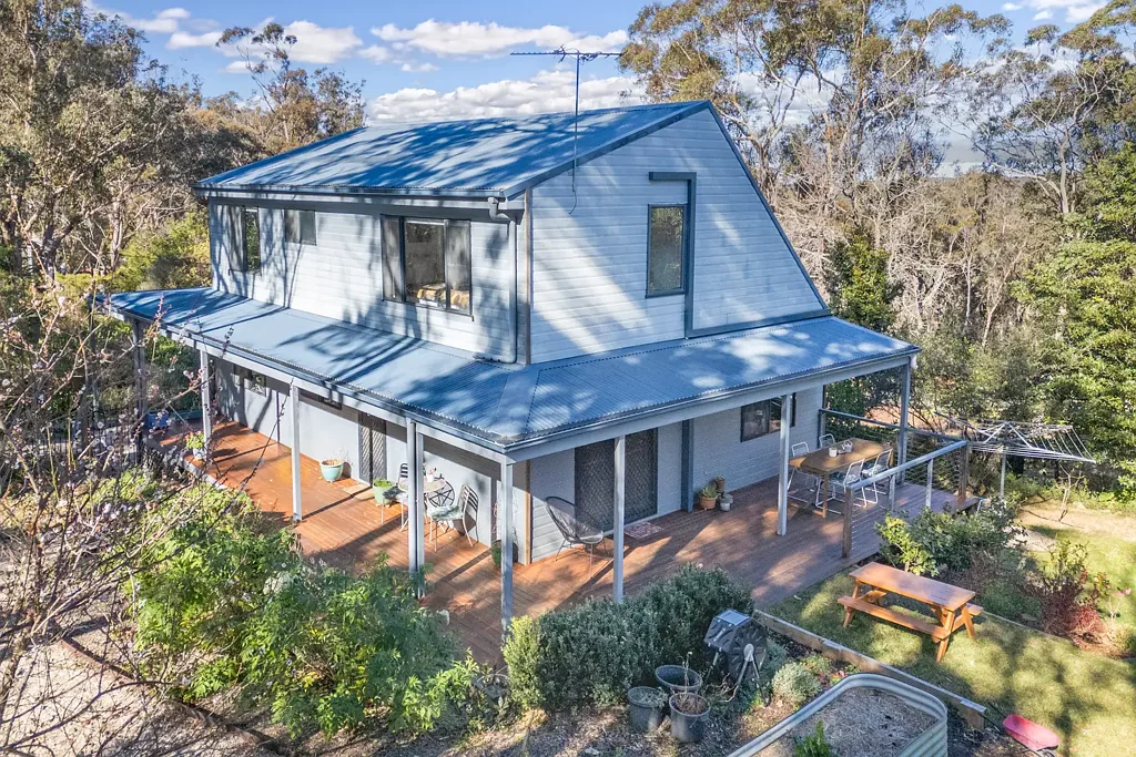 Bullaburra 4 Bedroom Tranquil Setting Meets Practical Family Design