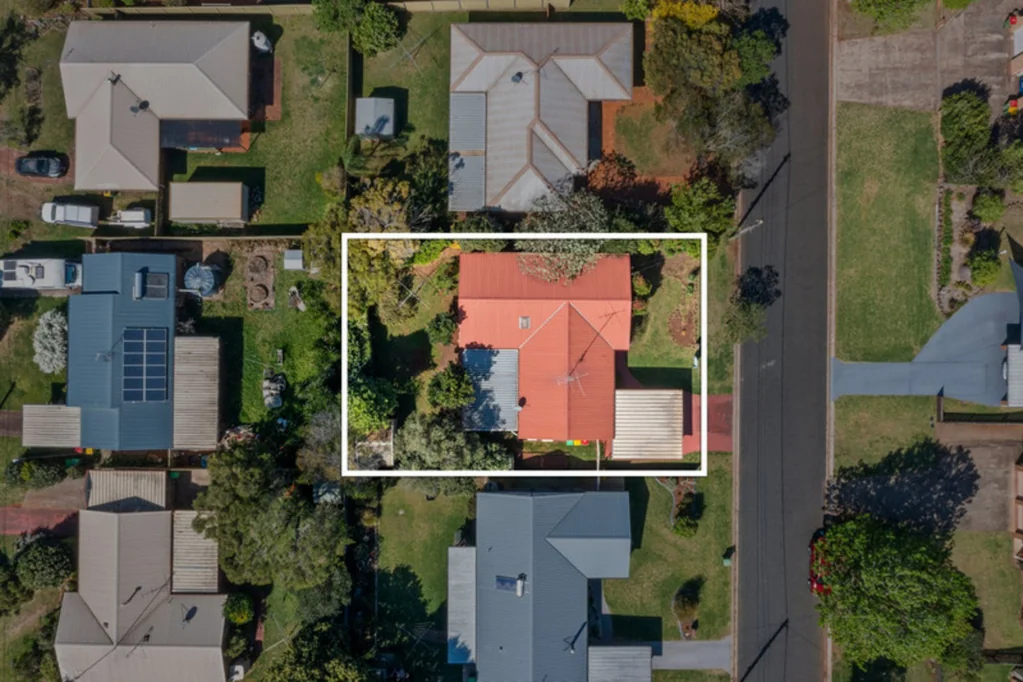 18 Broadfoot Street, Kearneys Spring, QLD 4350