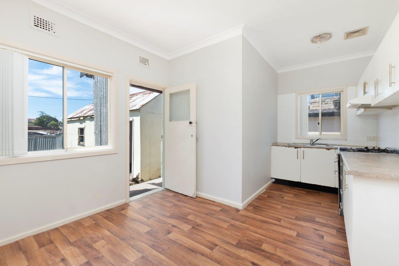 1A ROBERTSON ST, GUILDFORD WEST NSW 2161, 0 Schlafzimmer, 0 Badezimmer, House