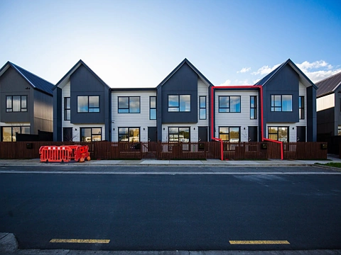 Kumeu 2房  golden opportunity - last 2 bedroom affordable