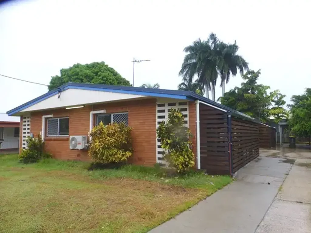 SPACIOUS MANUNDA DUPLEX