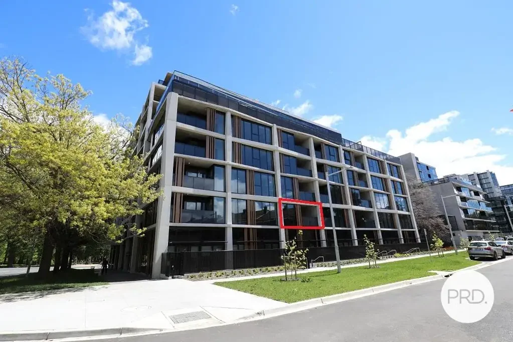 Best of City Location & Easy Living