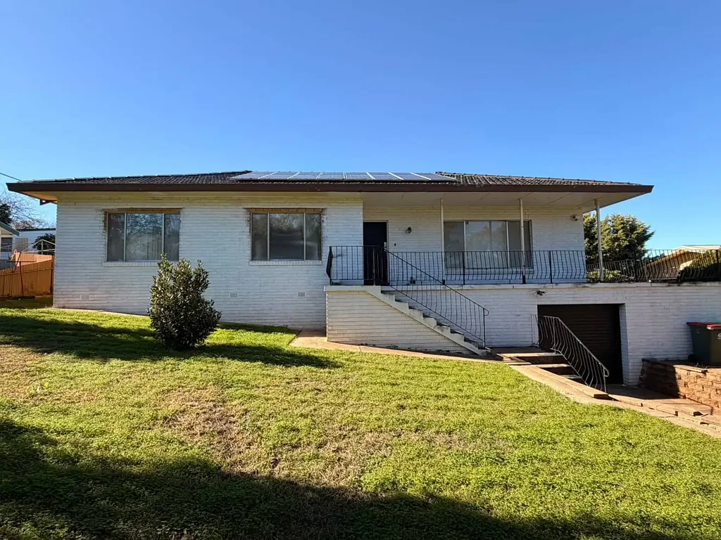 Spacious 3-Bedroom Home with Bonus Unit & Parkside Location