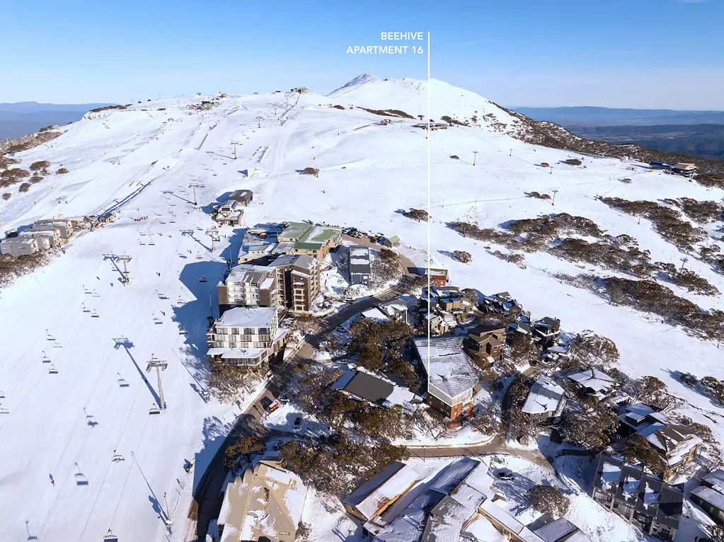 Mount Buller 3房  Top Floor Alpine Gem with Panoramic Views