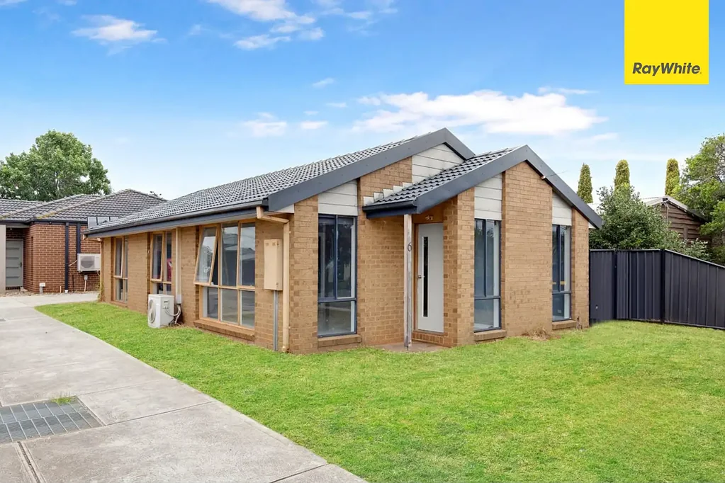 Comfortable Family Home in a Convenient Rockbank Location