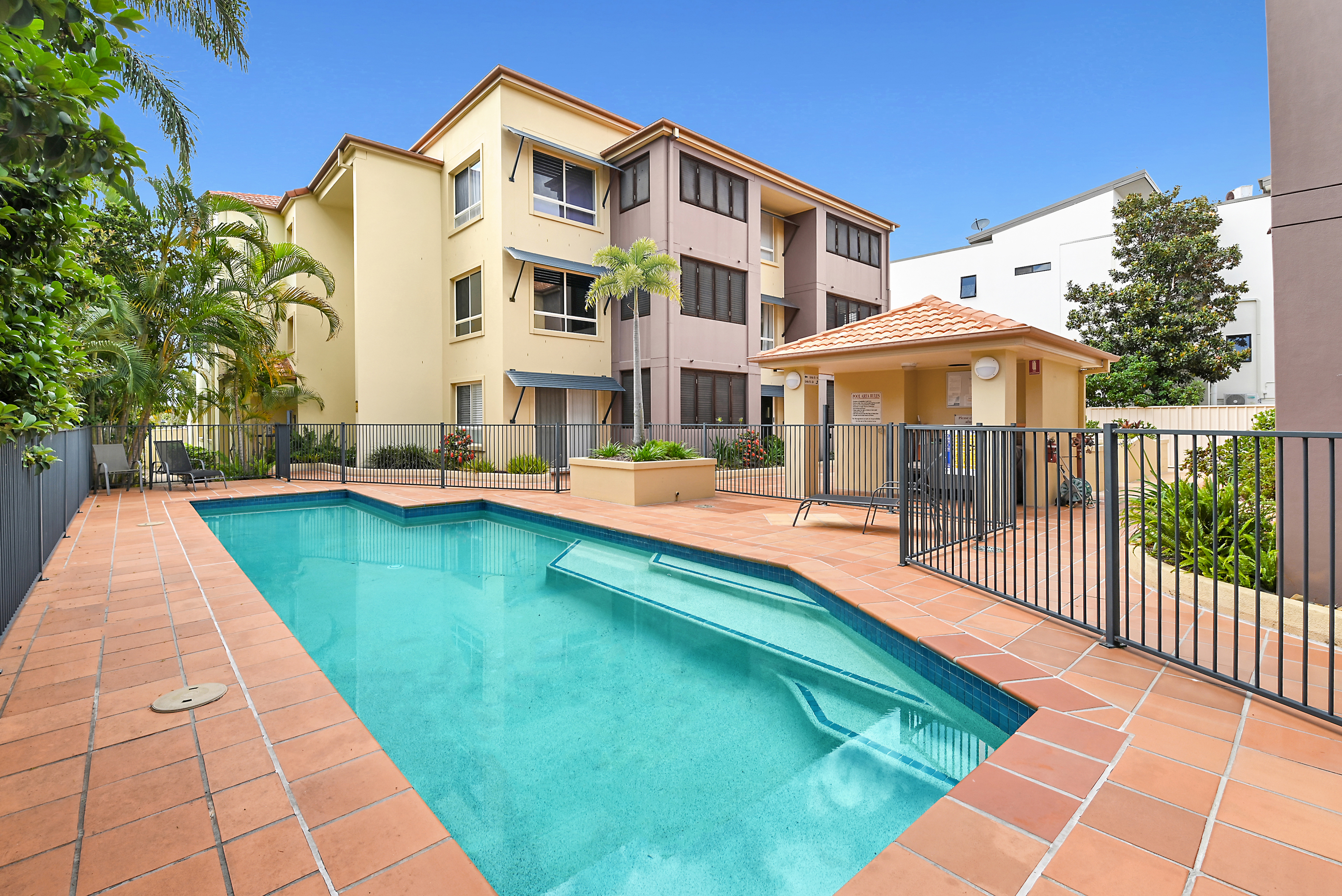 UNIT 9 89-91 BAYVIEW ST, RUNAWAY BAY QLD 4216, 0 Kuwarto, 0 Banyo, Unit