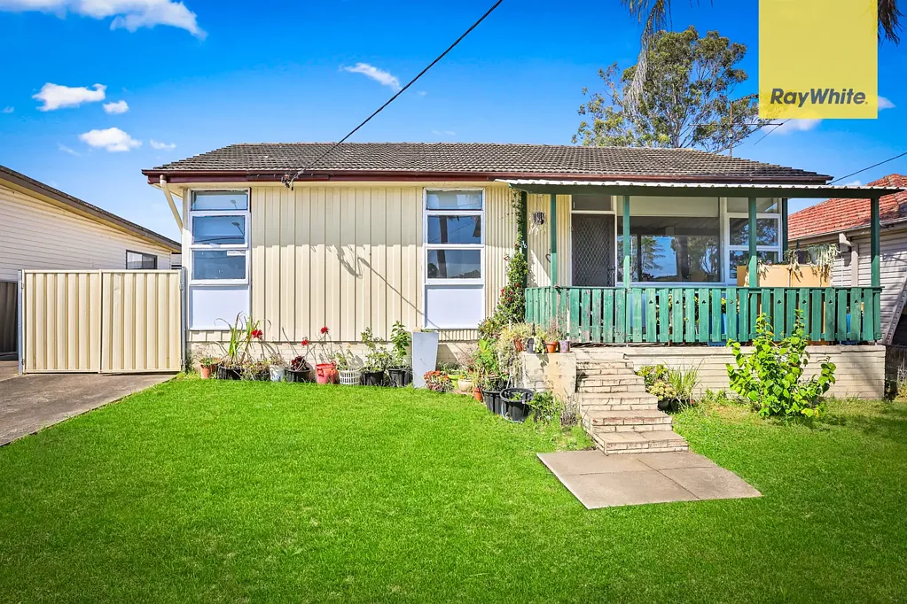 Doonside 5房 双地块灵活配置 574m²宽敞用地 西悉尼理想社区 公园休闲近邻 交通便捷通达 未来潜力无限 Dual Opportunity Property - "Live, Earn & Grow"