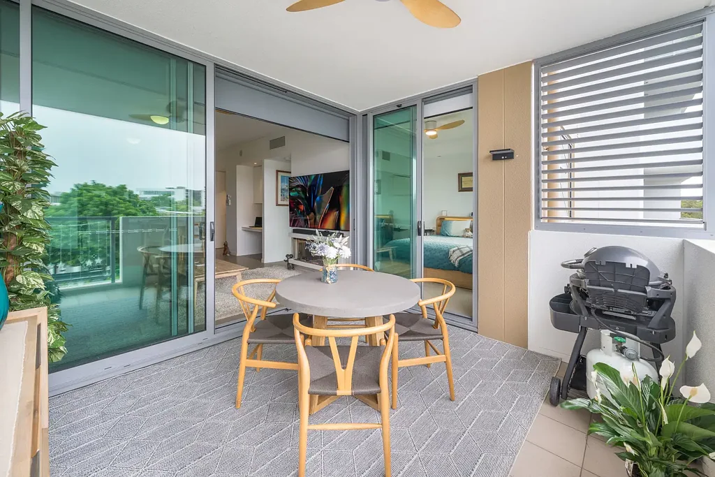 Hamilton 2침실 Luxurious Two-Bedroom Apartment in Premium Riverside Community!