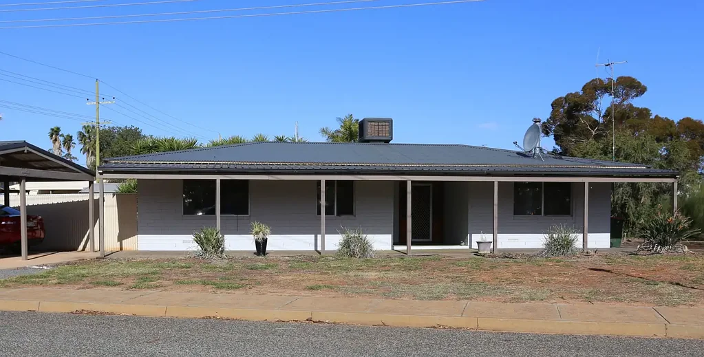 28 Saltbush Road, Kambalda West, WA 6442