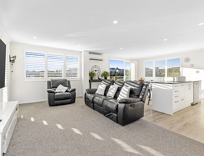 73A Pinecrest Drive, Gulf Harbour, Rodney, Auckland, 4房, 2浴, 独立屋
