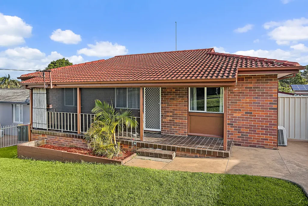 18 Gareema Avenue, Koonawarra, NSW 2530