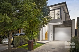 9C Park Street, Footscray