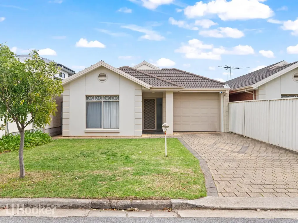 SPACIOUS 3 BEDROOM FAMILY HOME IN A FANTASTIC LOCATION!!