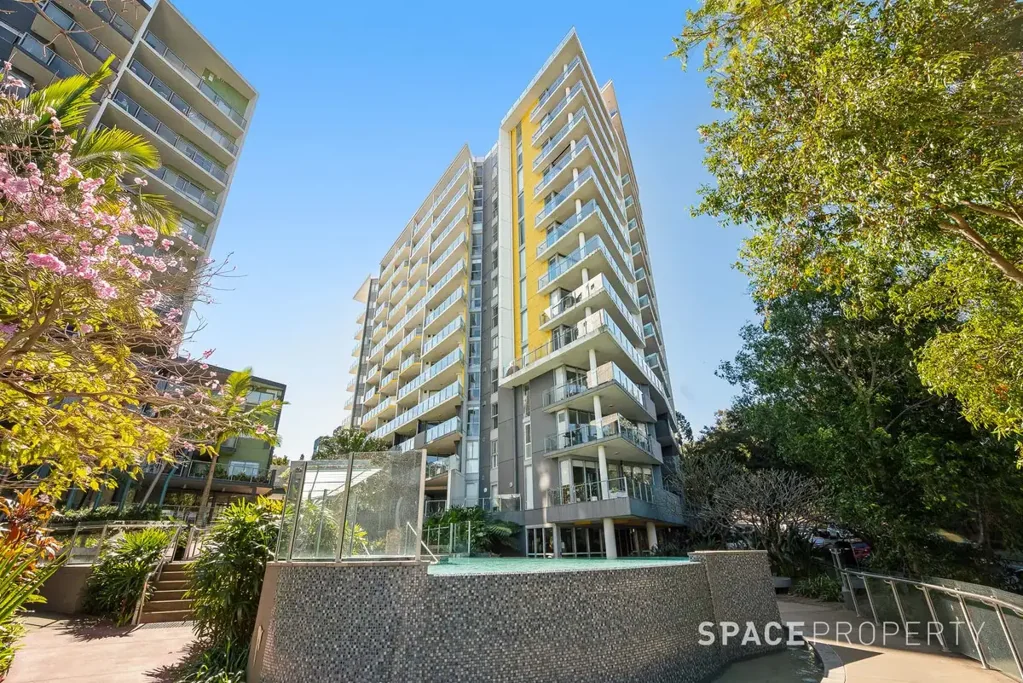 Kelvin Grove 1कमरा Resort-Style Living in the Heart of Kelvin Grove