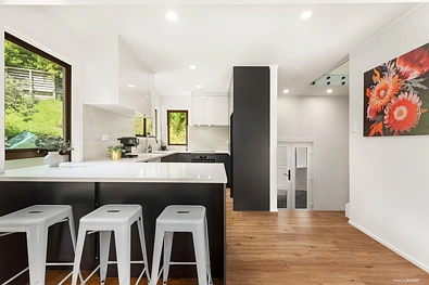 Glenfield 3房  Renovation Opportunity - Hard Work Already Done!