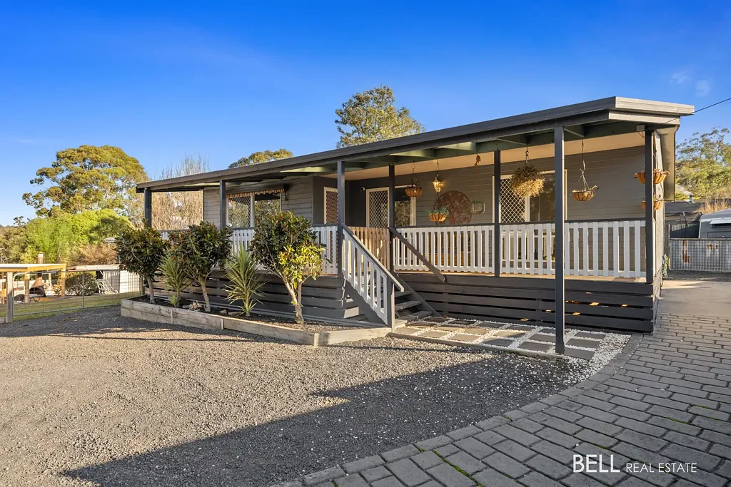 29 Greenwood Drive, Launching Place, VIC 3139